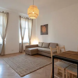 Apartment Living - Margareten, Vienna